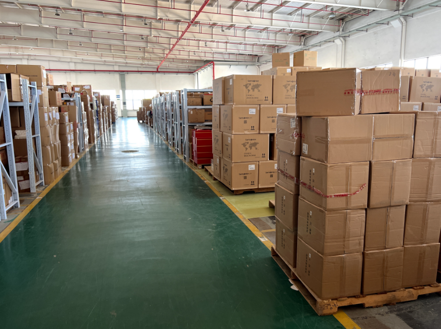 倉儲托管 VS 自建倉庫：中小電商企業如何選擇？